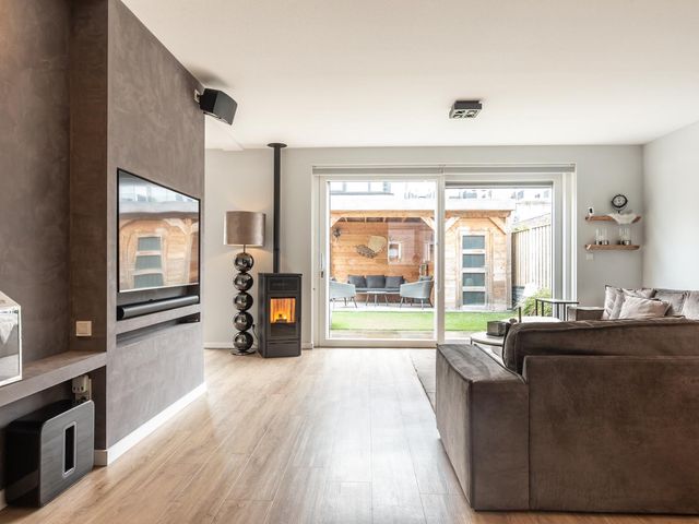 Doerianstraat 12, Almere