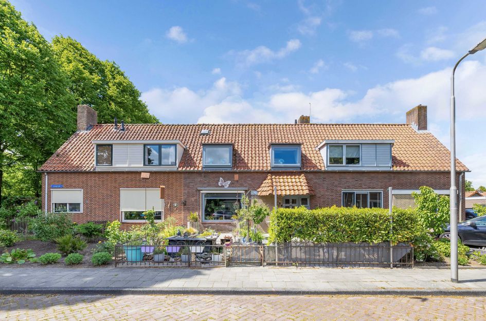 Laagzijde 33