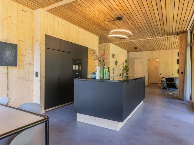 Voortstreven 4, Renkum