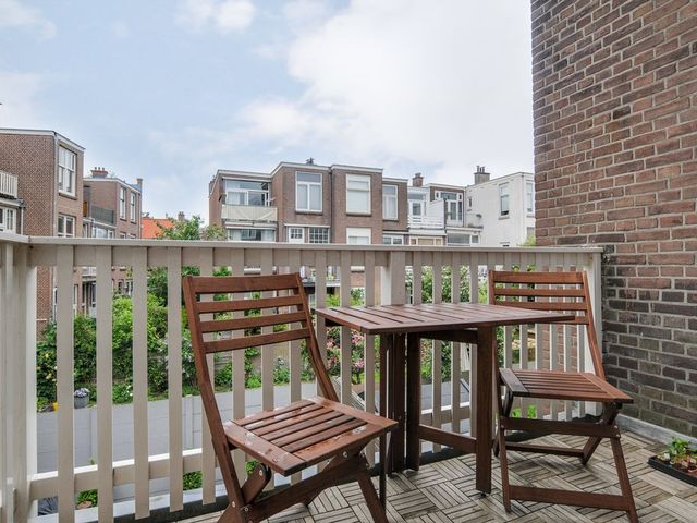 Van Loostraat 137, 'S-Gravenhage