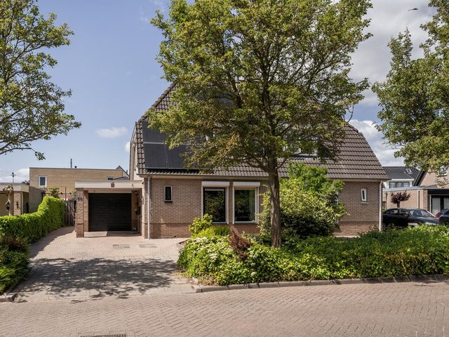 Westpoort 56, Sint-Maartensdijk