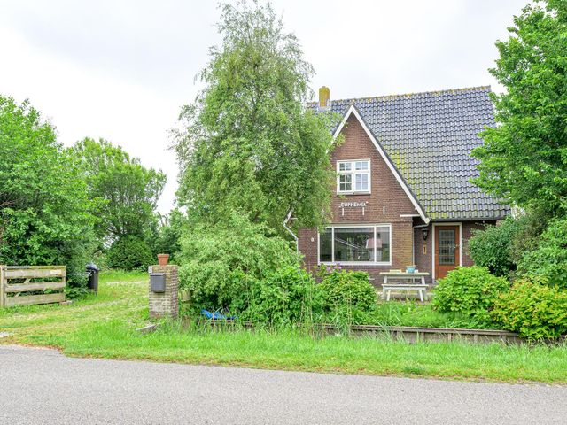Wallerweg 17, Breezand