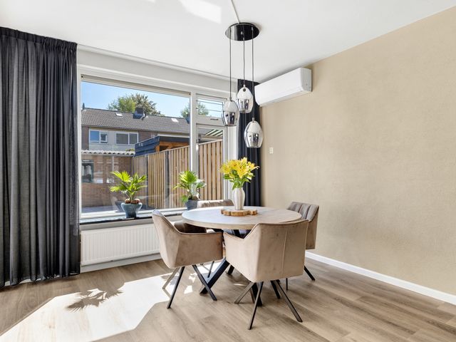Lingestraat 9, Enspijk