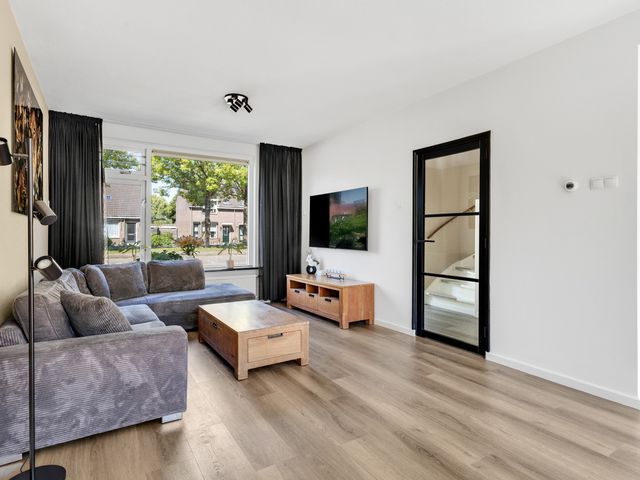 Lingestraat 9, Enspijk
