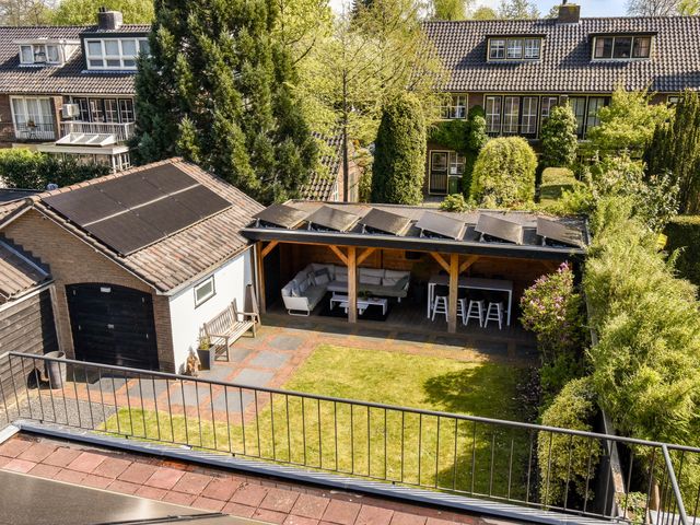 Graafland 12, Laren