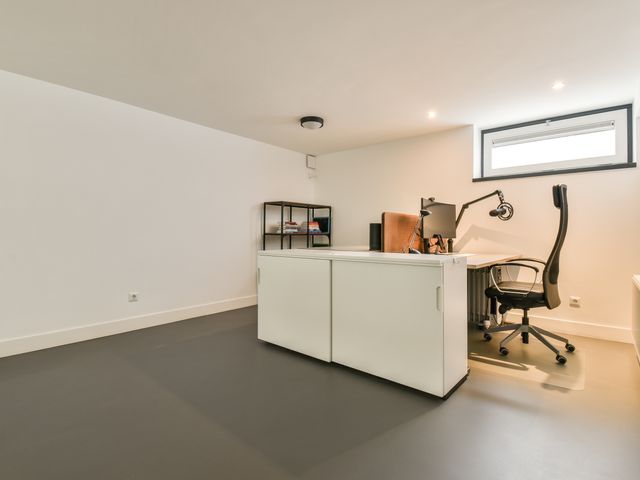 Graafland 12, Laren
