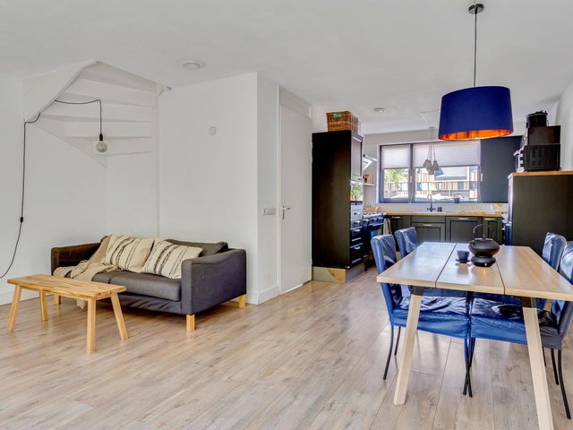 Coulombstraat 14, Enschede