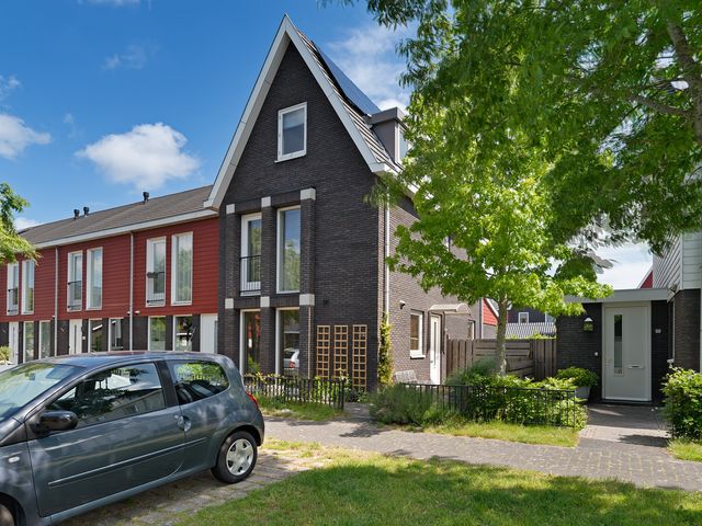 Dijkgraaf 70, Zwaag