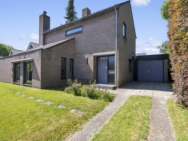 Molenaarstraat 12, Huissen