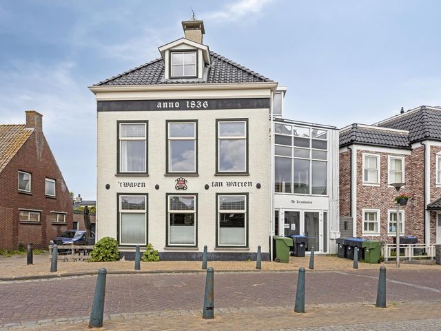 Hoofdstraat 20a, Warten