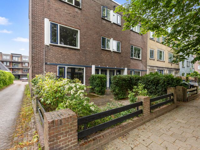 Van Oldenbarneveldtstraat 17, Arnhem