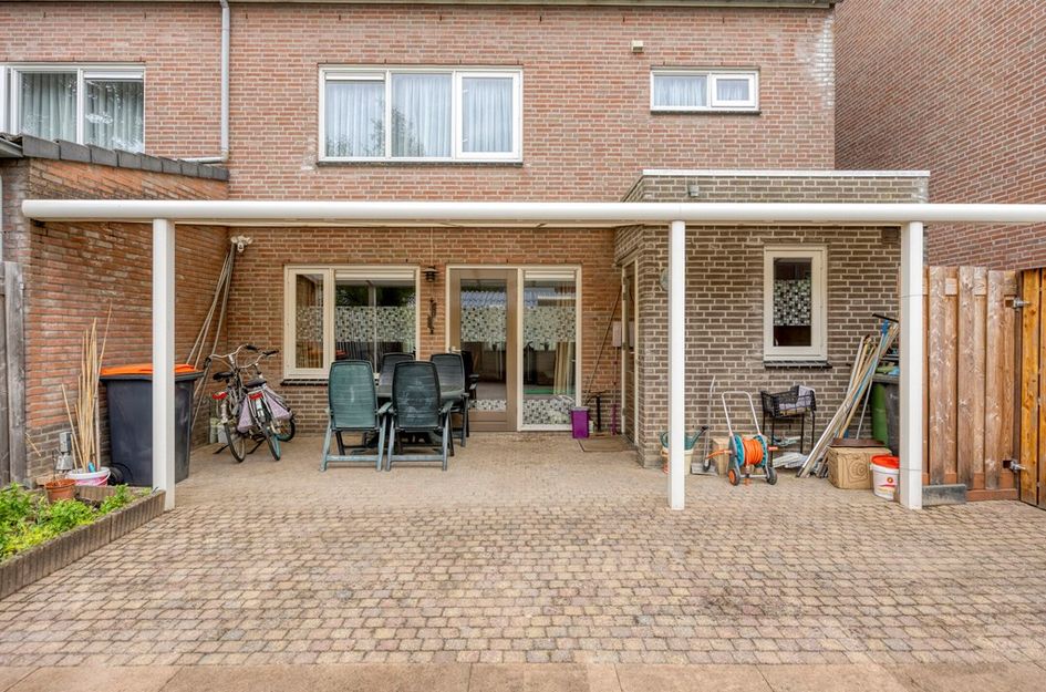 Meester van Ierselstraat 8