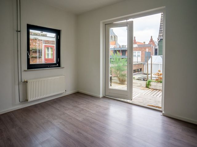 Laat 204, Alkmaar