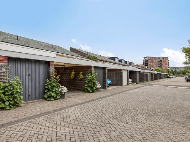 Barbadosstraat 80, Purmerend