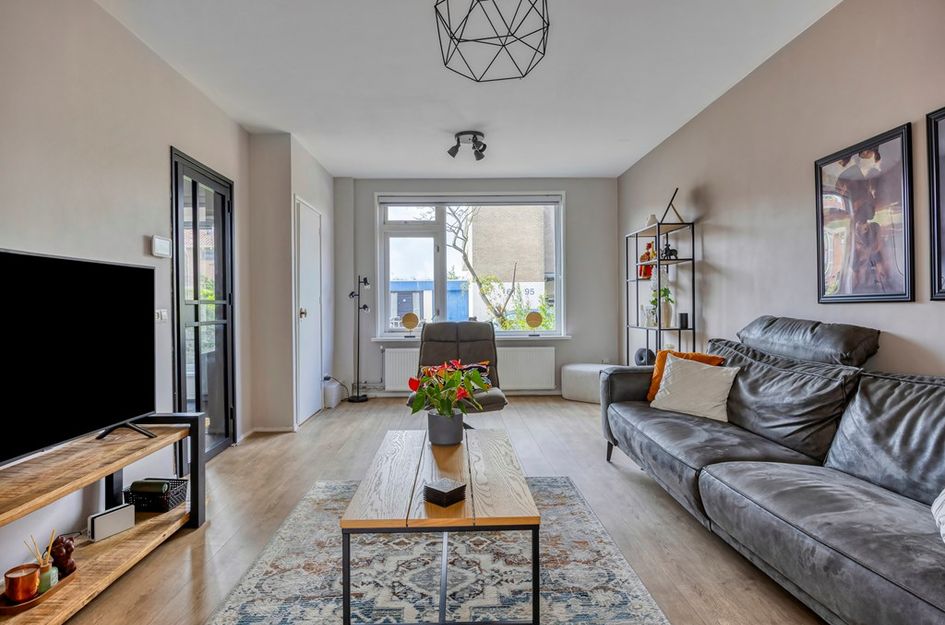 Beekmanstraat 24