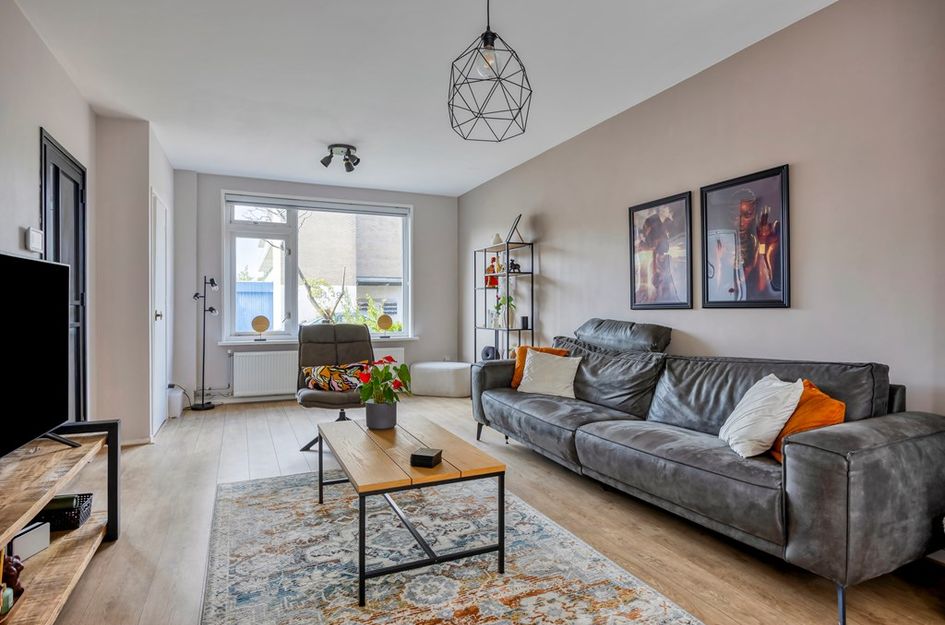 Beekmanstraat 24