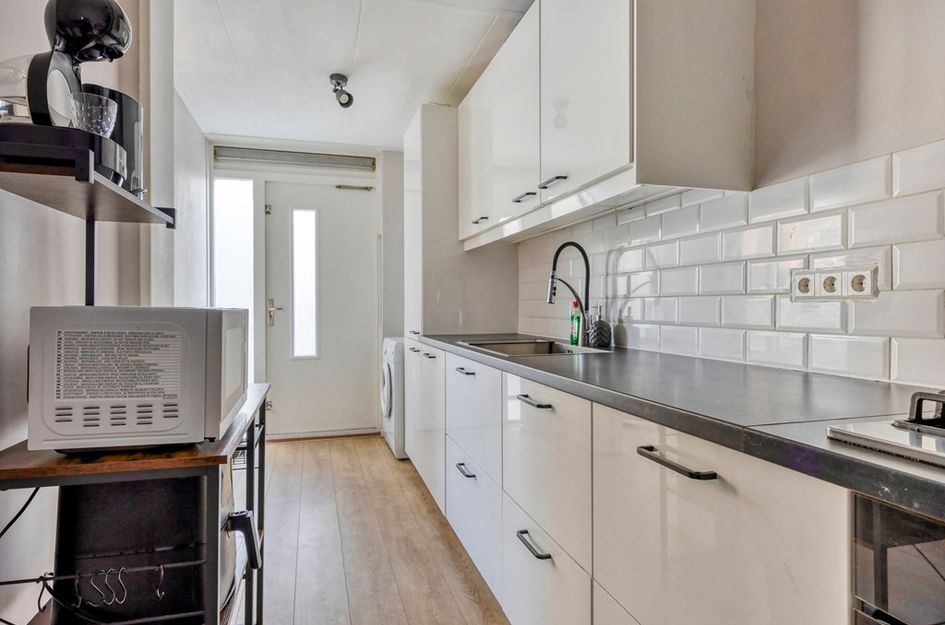 Beekmanstraat 24