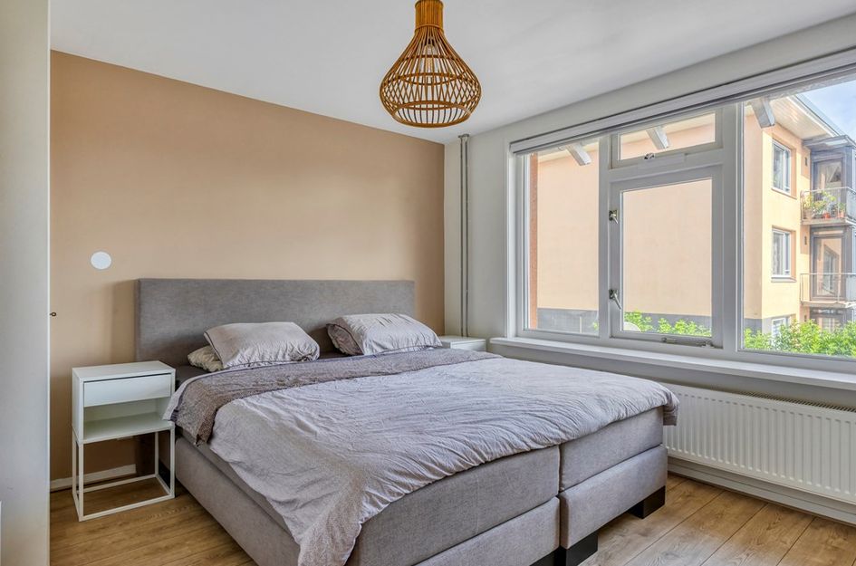 Beekmanstraat 24