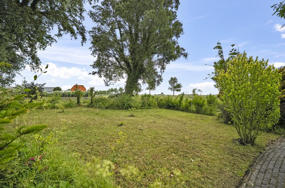 Middenweg 37