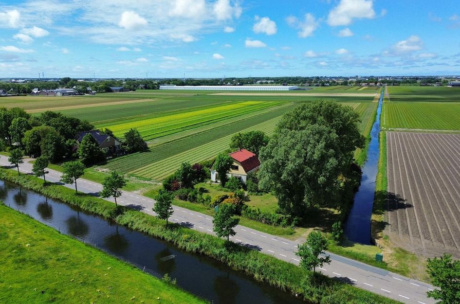 Middenweg 37