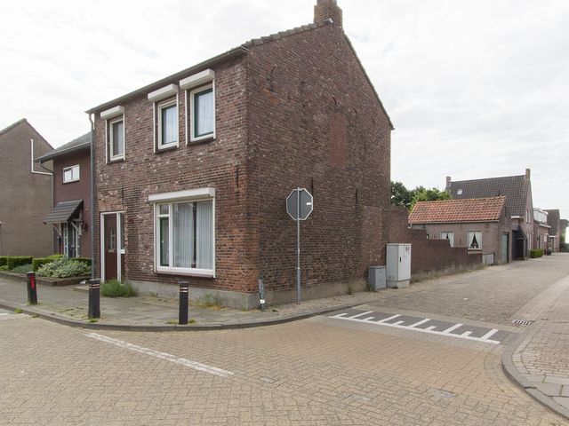 Van Der Duinstraat 73, Sprang-Capelle