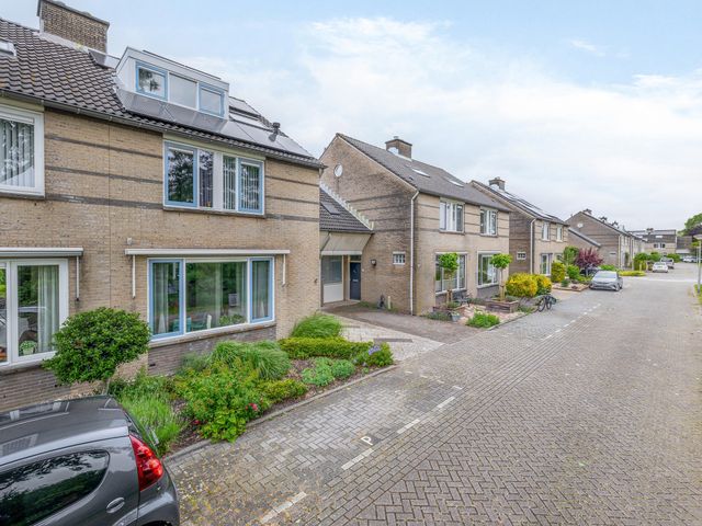 Apollolaan 45, Waddinxveen