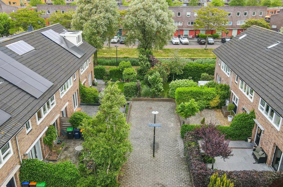 Fie Carelsenlaan 82