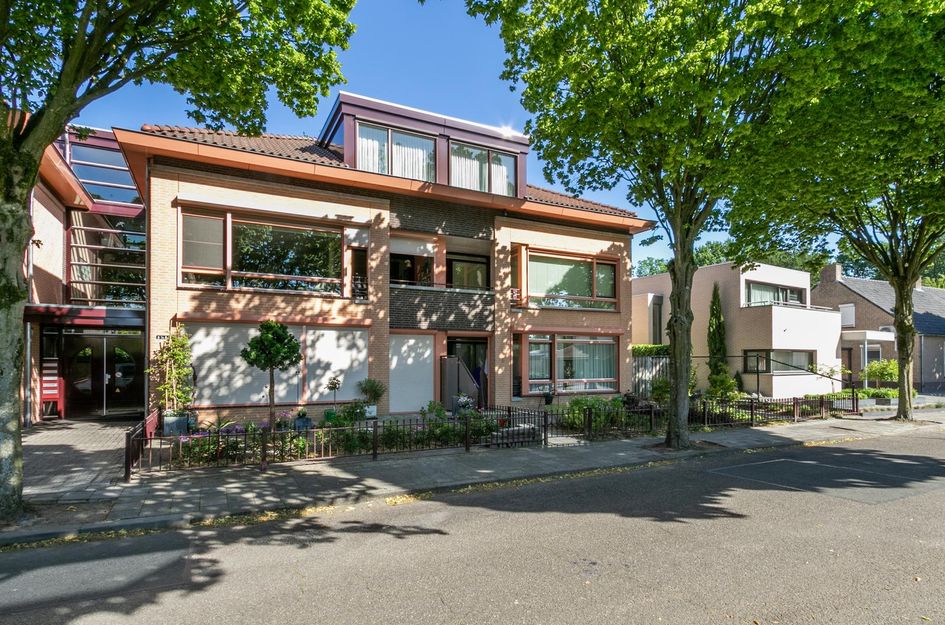 Valenakkerweg 8H
