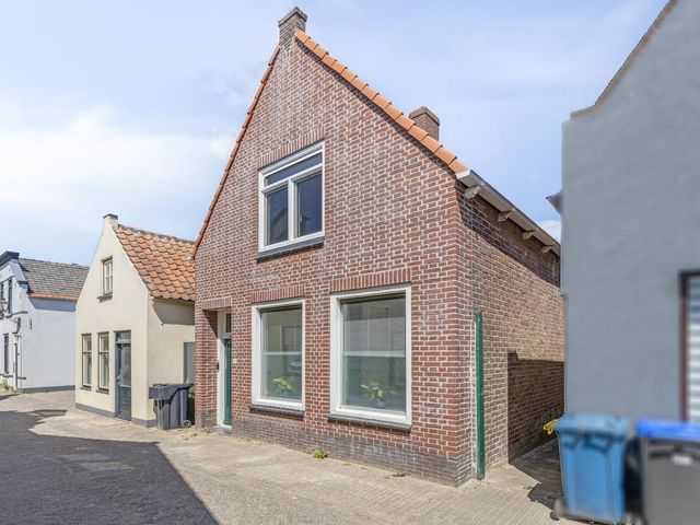 Straatdijk 45, Dirksland