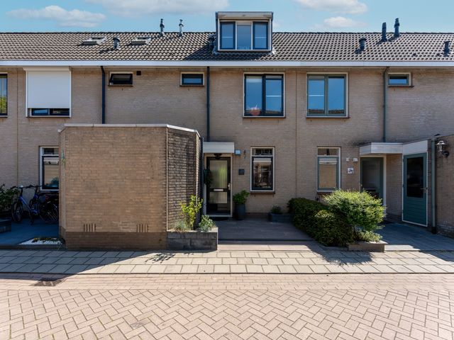 Willem Dreeshof 24, Alblasserdam