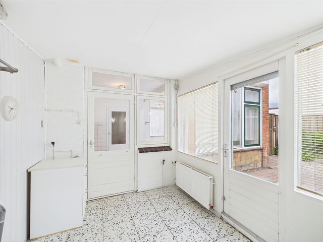 Margrietstraat 1, Hoek