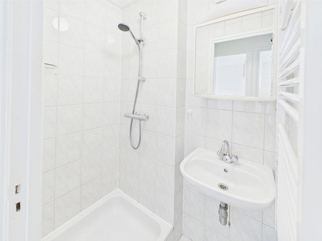 Margrietstraat 1, Hoek
