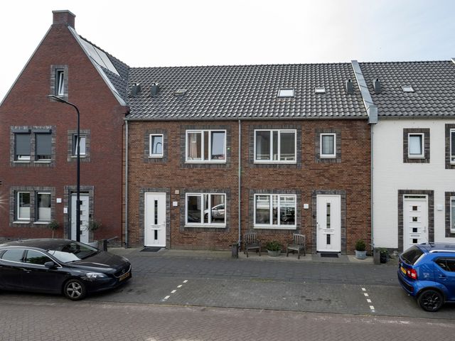 Opaline 5, Leerdam