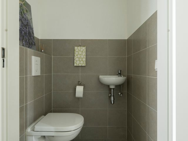 Opaline 5, Leerdam