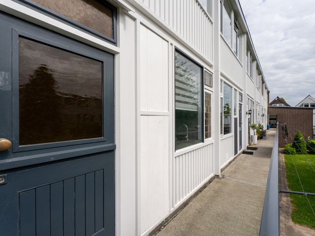 Henegouwsestraat 23, Ridderkerk