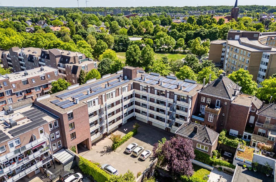 Deken van Oppensingel 95
