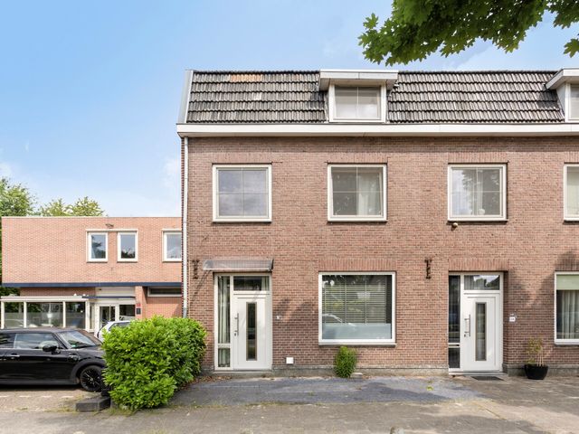 Einderstraat 1E, Heerlen