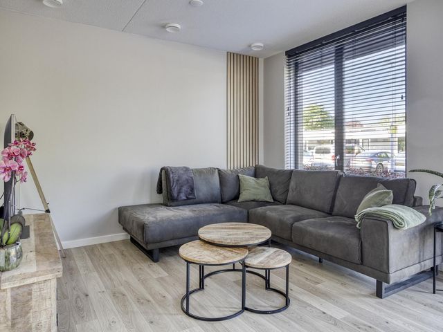 Binnenlandse Baan 106, Barendrecht