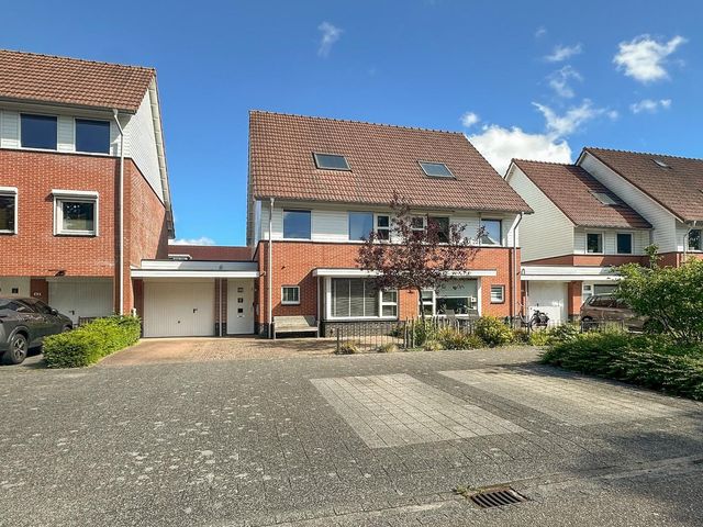 Benthuizenstraat 44, Zoetermeer