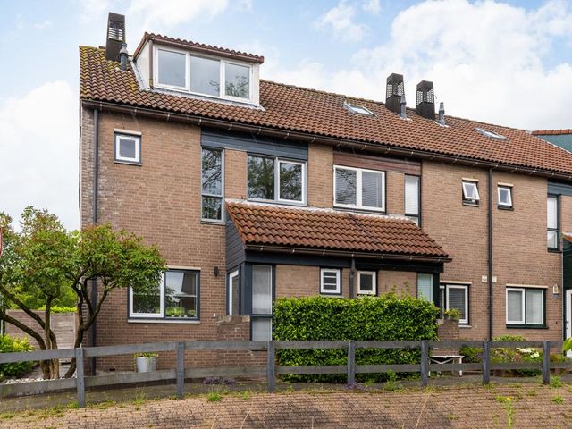 Lelievaart 81, Zoetermeer