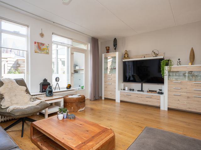 Noordwester 88, Den Burg