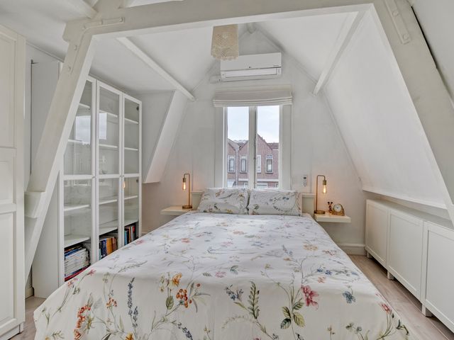 Koddesteeg 24, Leiden
