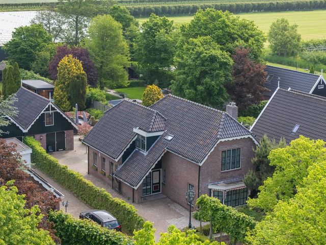 Noorderdracht 53, Oosterblokker