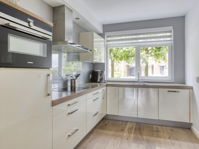 Schutsgildelaan 86, Etten-Leur