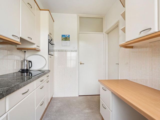 Admiraal Helfrichsingel 2, Oud-Beijerland