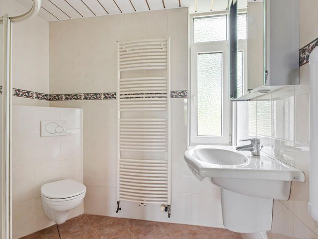 Admiraal Helfrichsingel 2, Oud-Beijerland