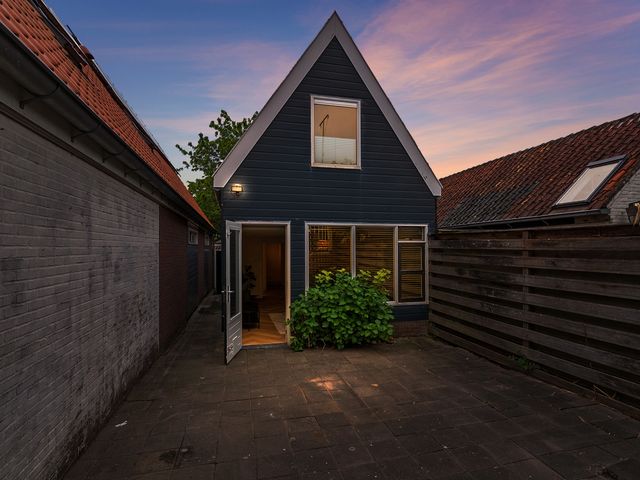 Ledig Erf 4, Monnickendam