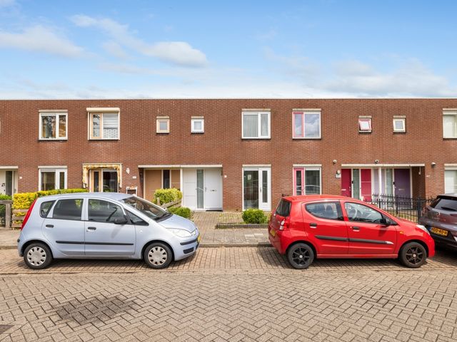 Tuinstee 12, Purmerend