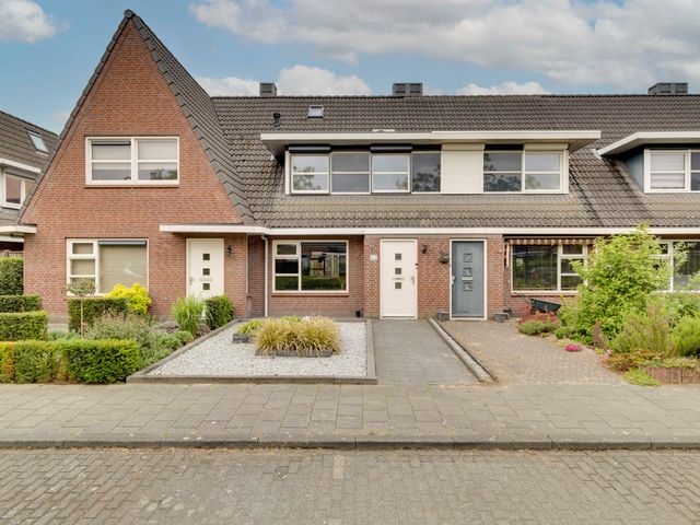 Wildenborchlaan 38, Helmond