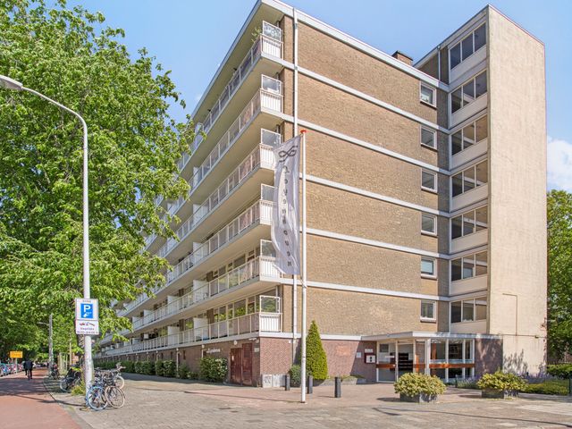Volendamlaan 1096, 's-Gravenhage